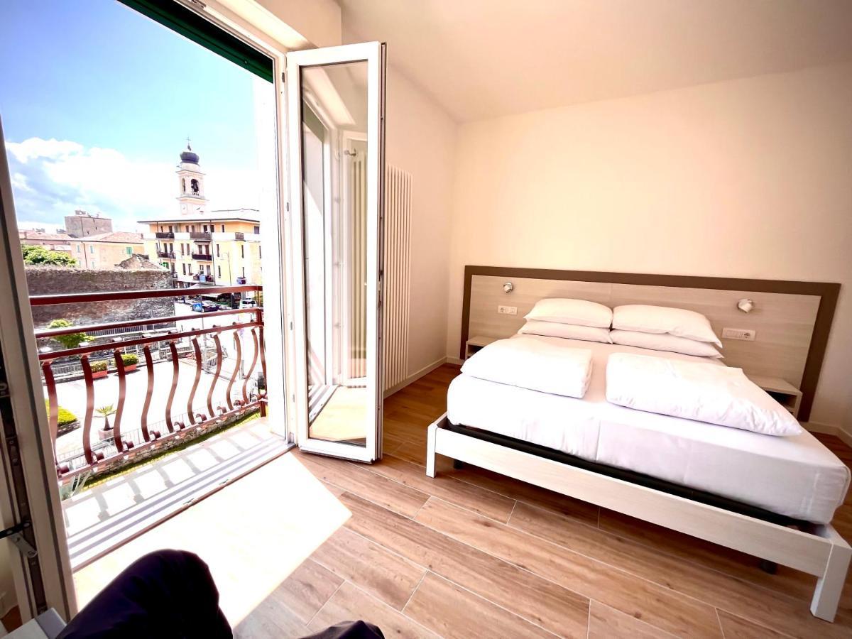 Berengario Suites Torri Del Benaco Exterior foto